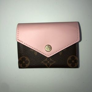 Louis Vuitton 2019 Monogram pattern wallet